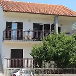 Apartments By The Sea Zaboric, Sibenik - 2190 Zaboric