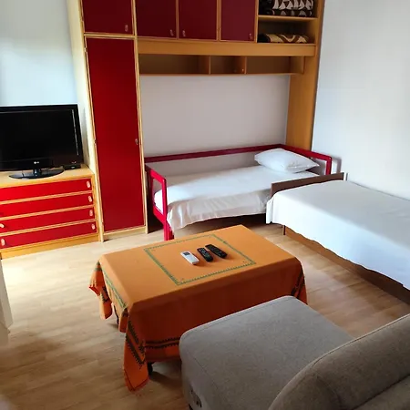 Apartments By The Sea Zaboric, Sibenik - 2190 *